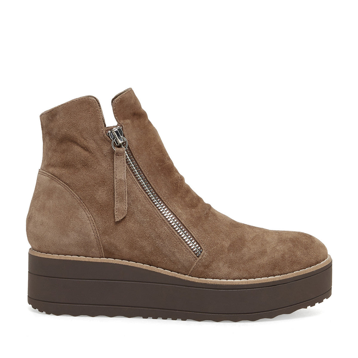 Silent D Nene Boot