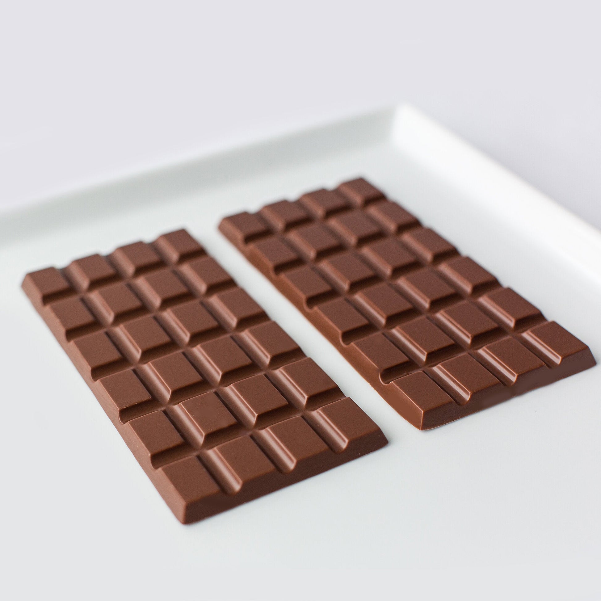 Maracaibo 'Dark' Milk Chocolate Bar by NU Chocolat