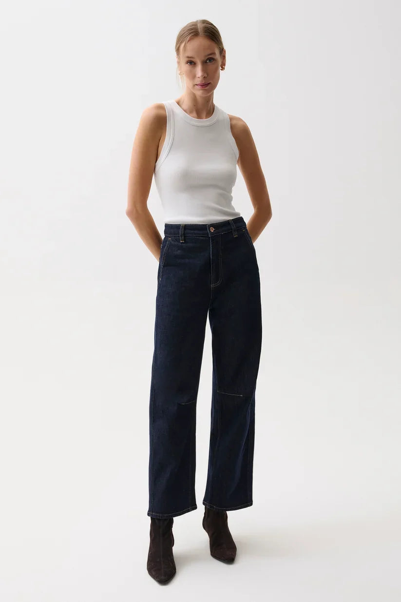 PISTOLA Beau Seamed Crescent Jean
