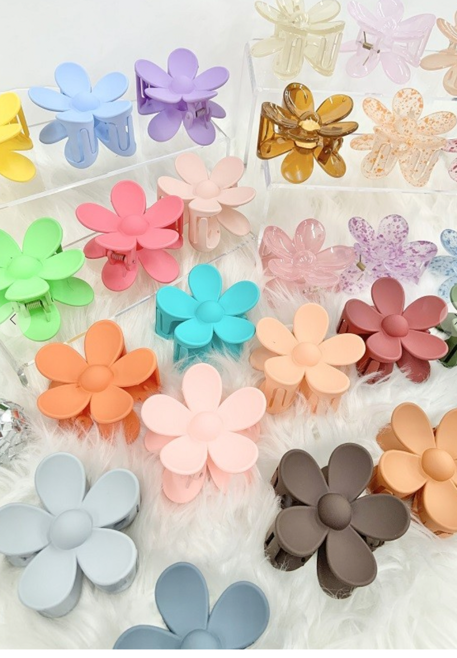 Daisy Hair Claw by SidePony Boutique