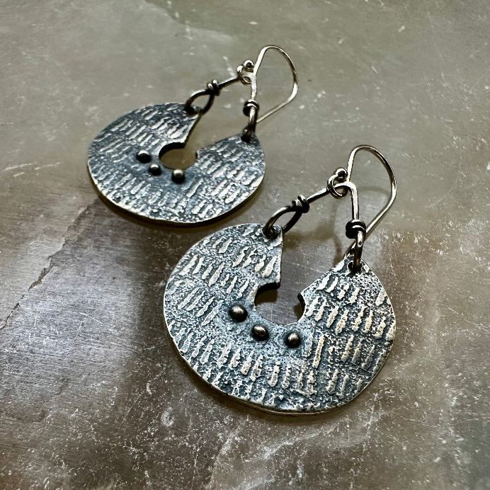 Orijen's Sterling Silver Textured Keyhole Disc Earrings