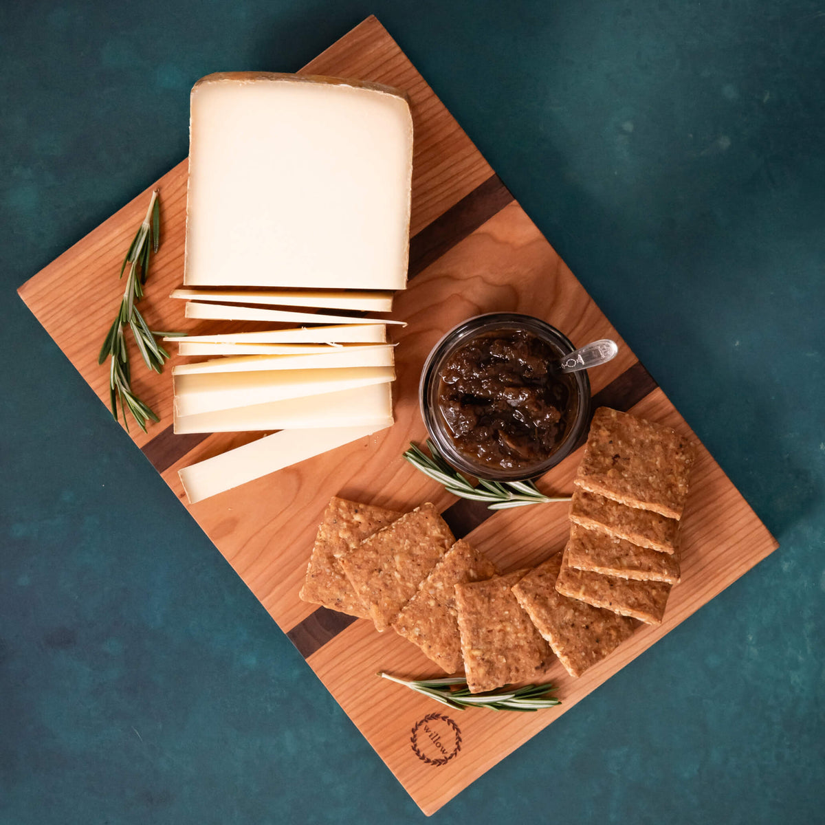 Étouffée Small Cheese Board