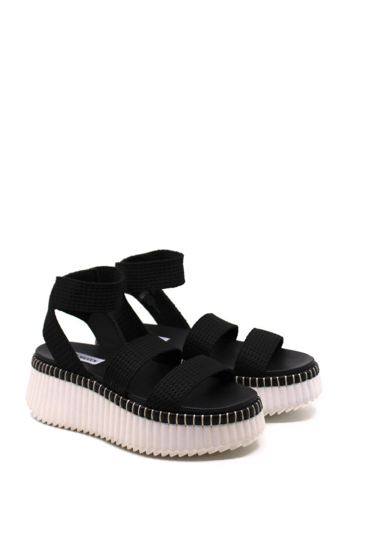 Steve Madden Shelle Black by Dear Lucy