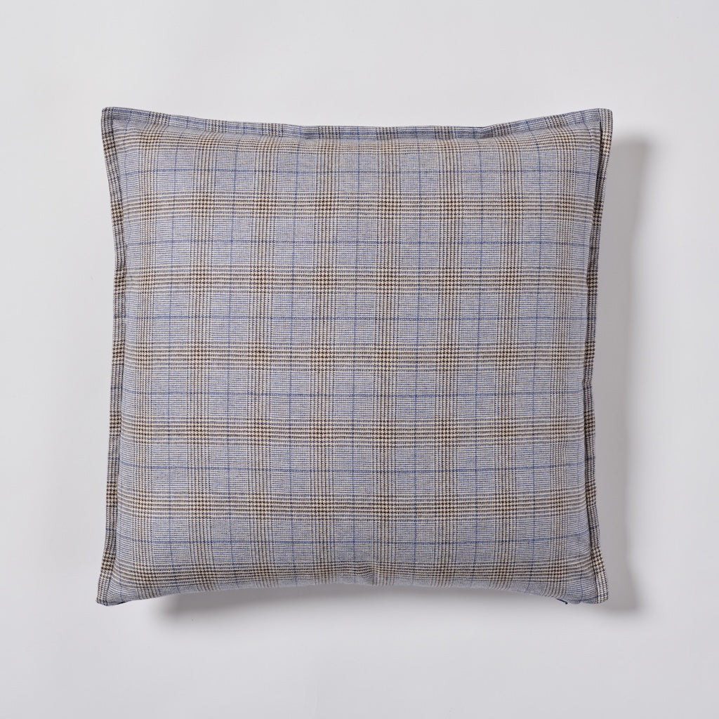 Couture Pillow 22" x 22"