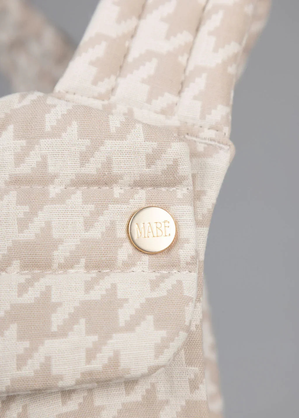 Mabe Monarch Carrier | Houndstooth