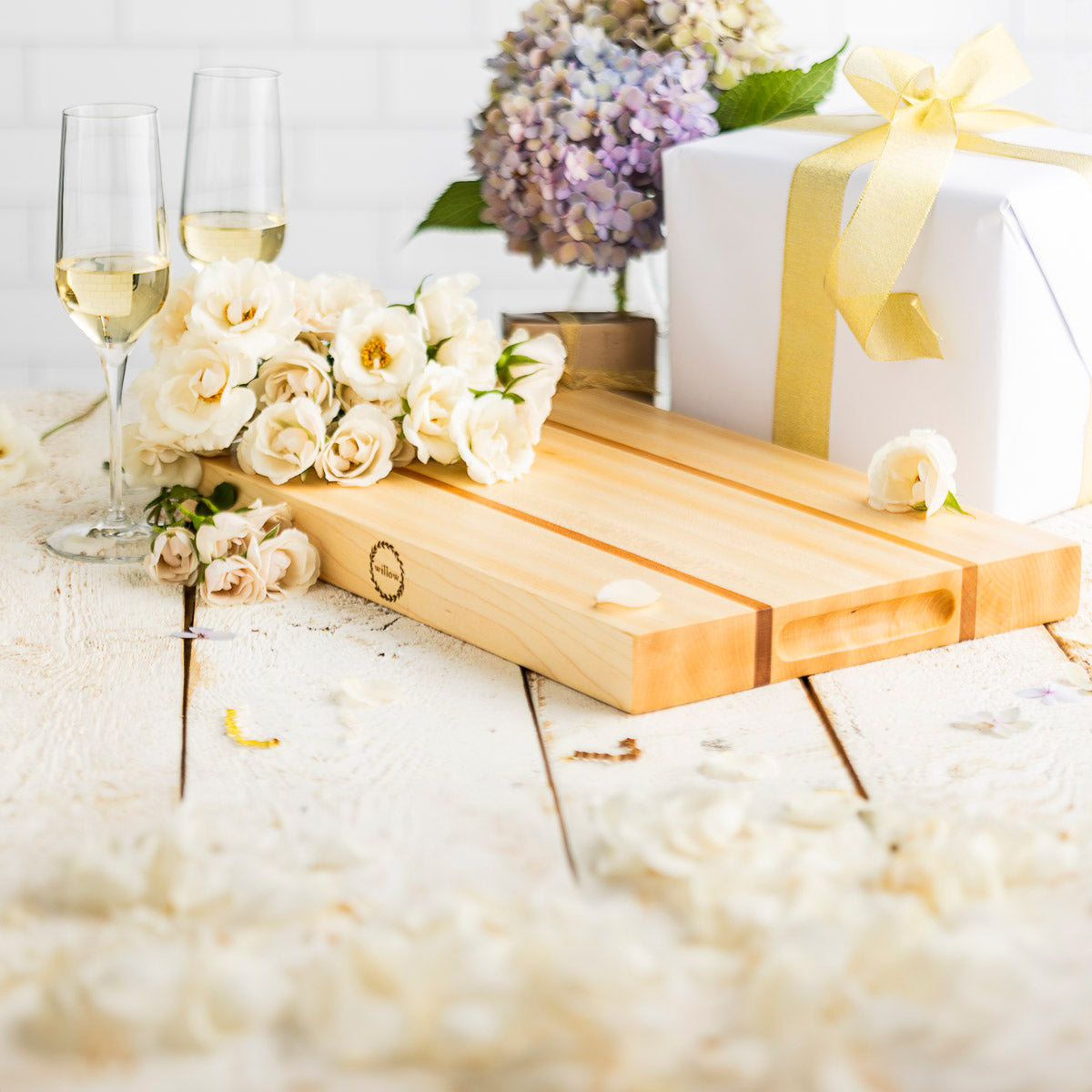 VERMONT SUGAR MAPLE WOOD CUTTING BOARD