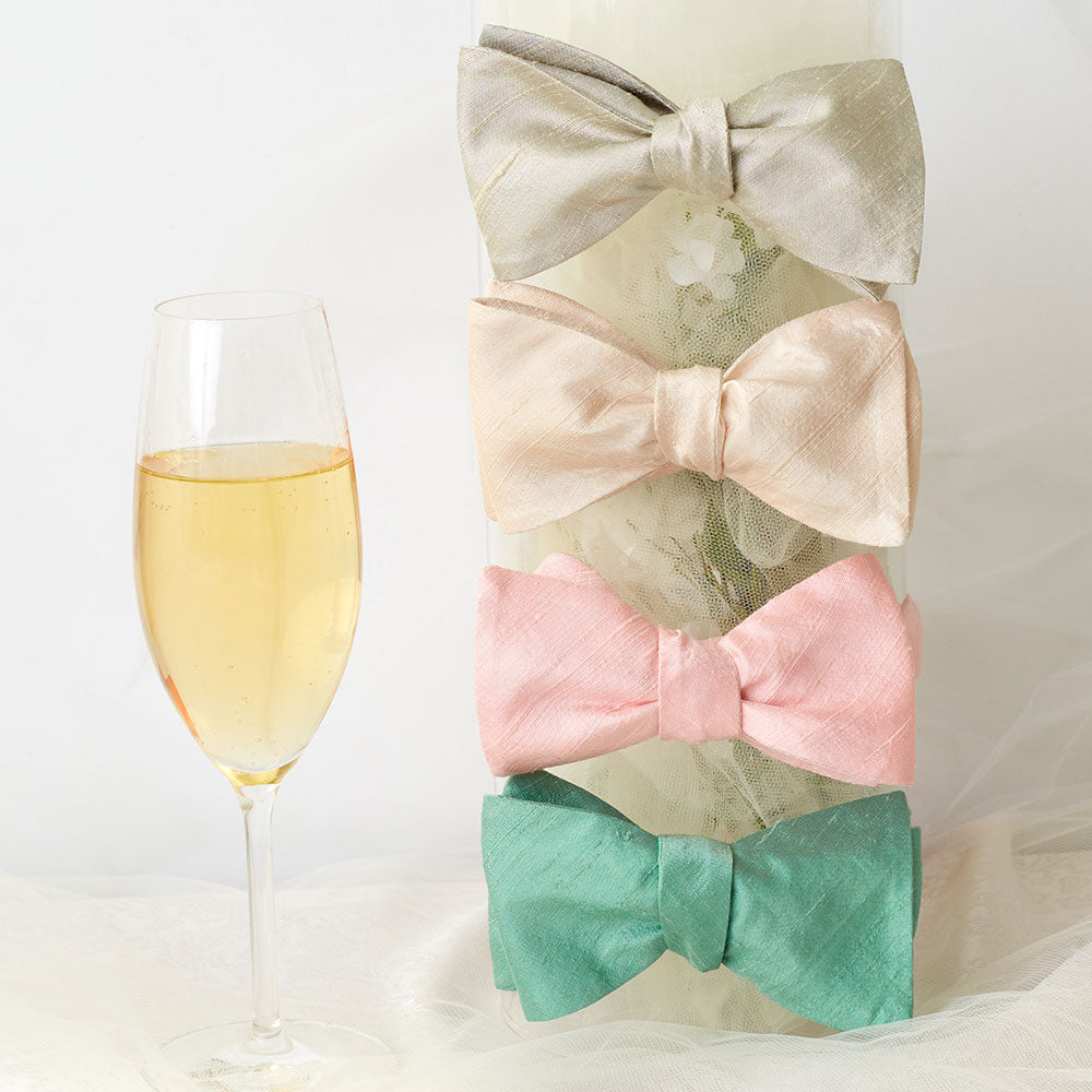Sezanne - bow ties
