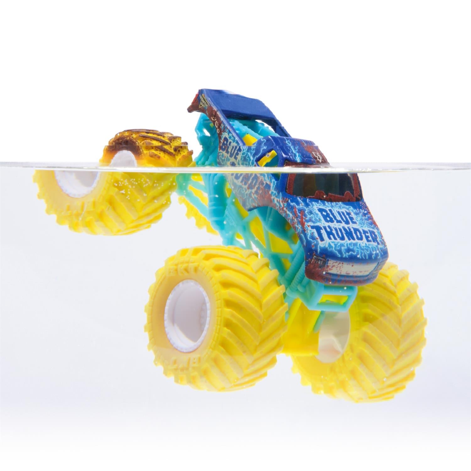 Monster Jam Mud Blasters Color Change Truck (Styles May Vary) by Homeportonline