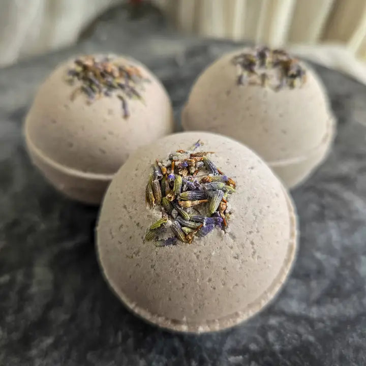Gnat & Bee Natural Bath Bomb