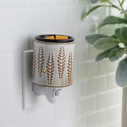 Wax Warmer - Flip Dish Plug - Wheat & Ivory by Homeportonline