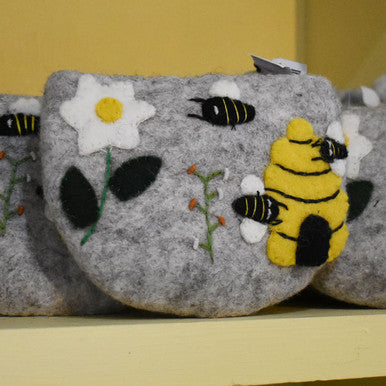 Honey House Naturals Wool Bee Bag Gift Set