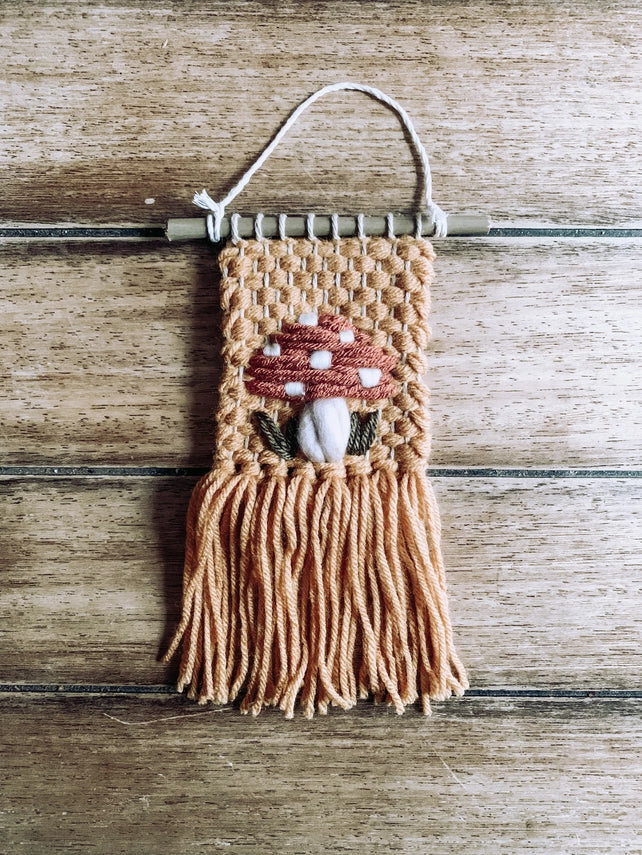Mini Macrame Woven Wall Hanging - Boho Mushroom Design