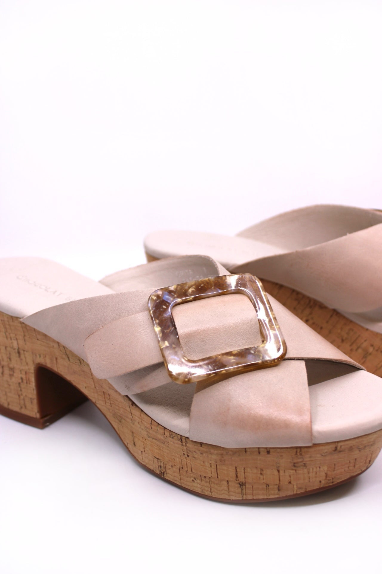 Chocolat Blu Grita White Sand by Dear Lucy