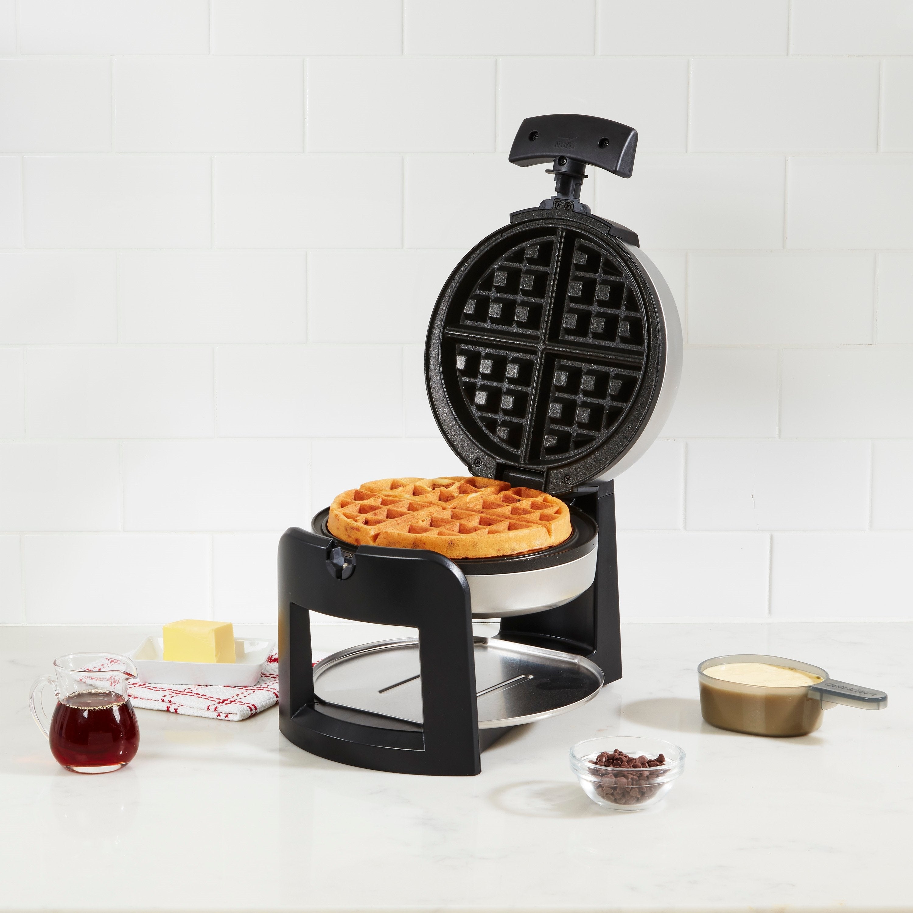 Electric Flip Belgian Waffle Maker by Homeportonline