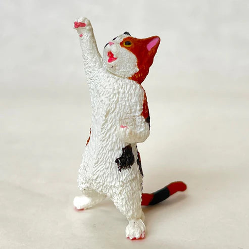 Gashapon Capsule For All Ages Nyaoo Cheer Cats (Sold As An Individual Capsule) by Homeportonline