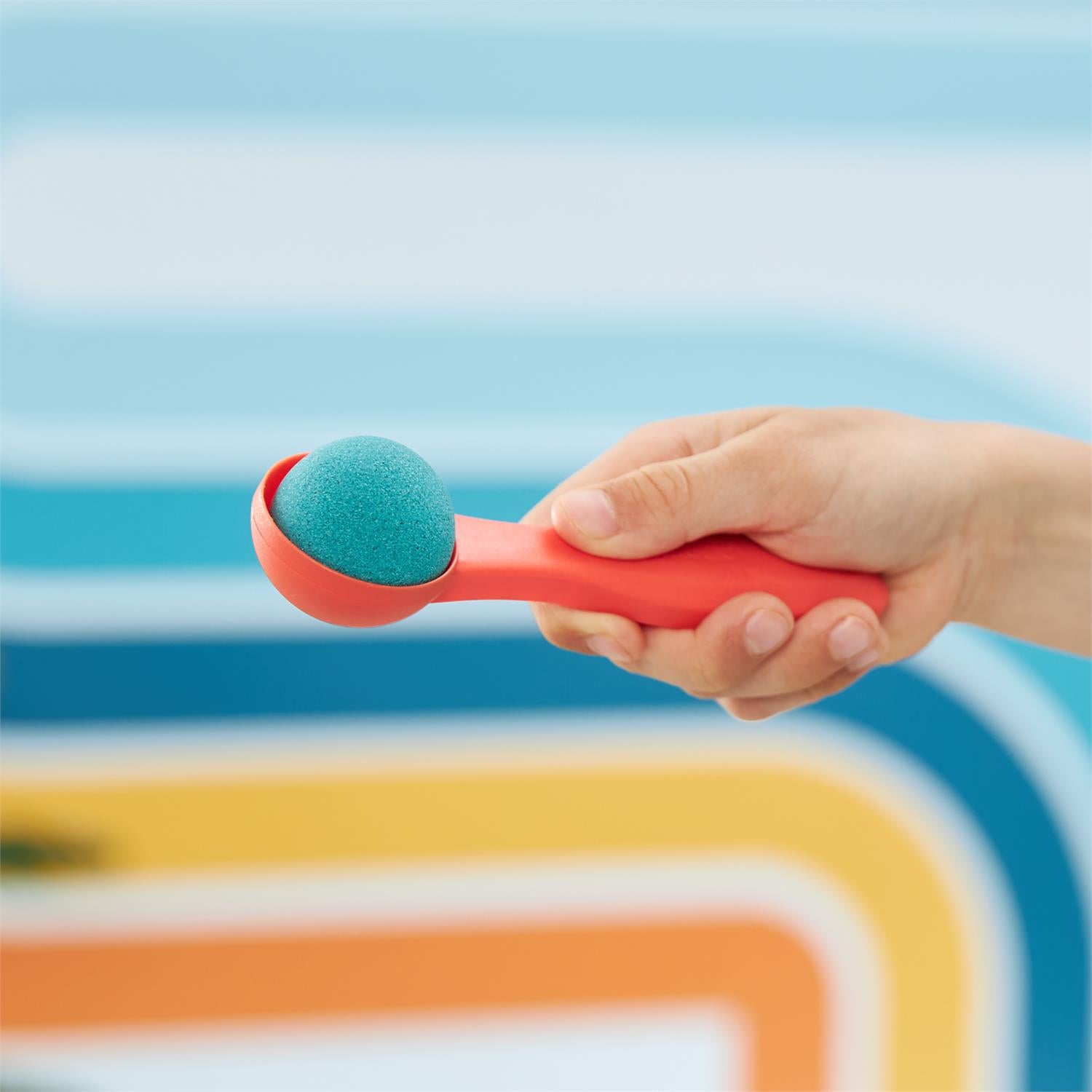 Kinetic Sand Mold n' Flow Red & Teal Play Sand 1.5lbs by Homeportonline