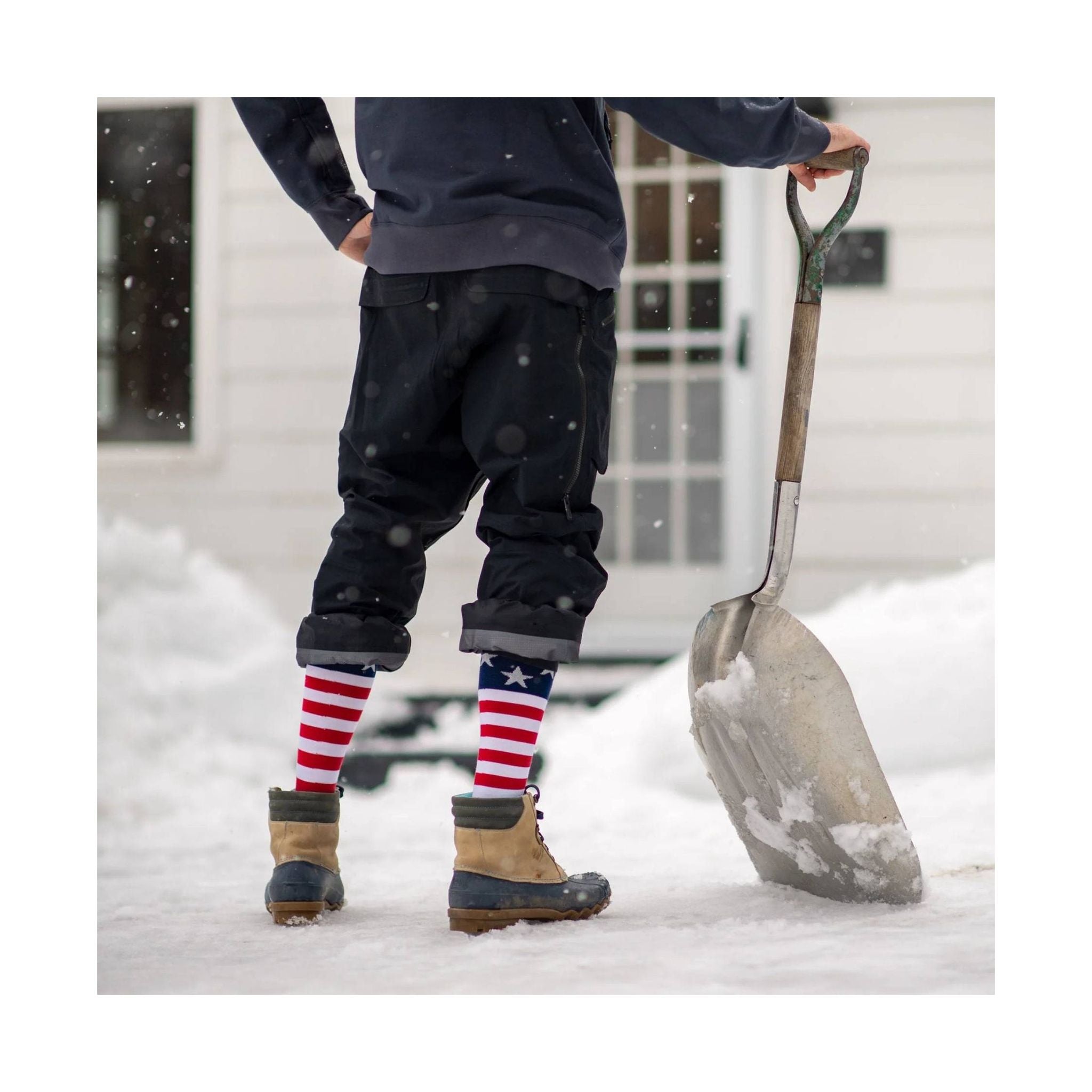 Darn Tough Vermont Men's Captain Stripe Over The Calf Midweight Ski and Snowboard Sock - Stars and Stripes by Lenny's Shoe & Apparel