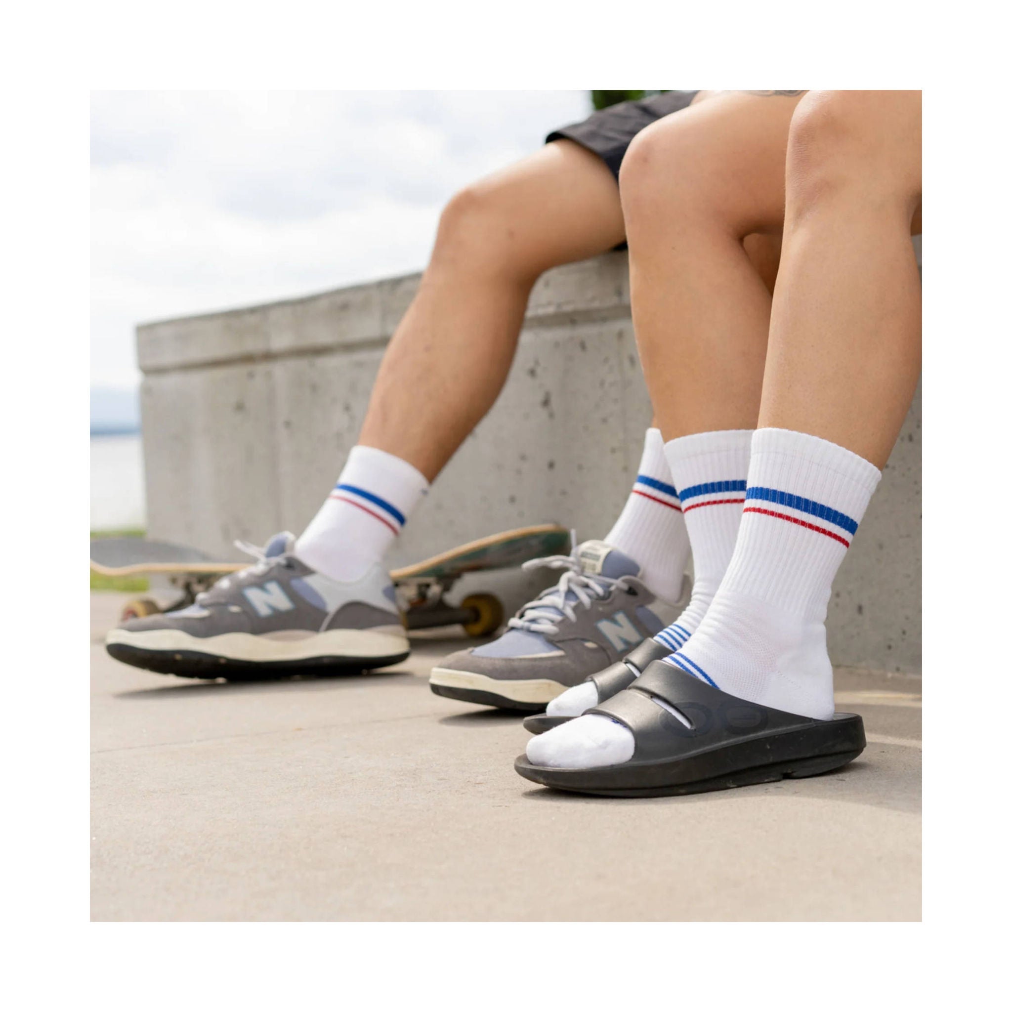 Darn Tough Vermont Men's Element Micro Crew Lightweight Running Sock - White by Lenny's Shoe & Apparel