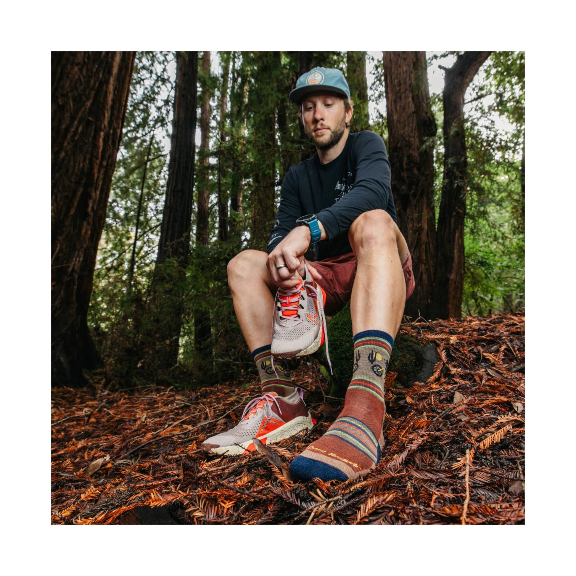 Darn Tough Vermont Men's Willoughby Micro Crew Lightweight Hiking Sock - Chestnut by Lenny's Shoe & Apparel