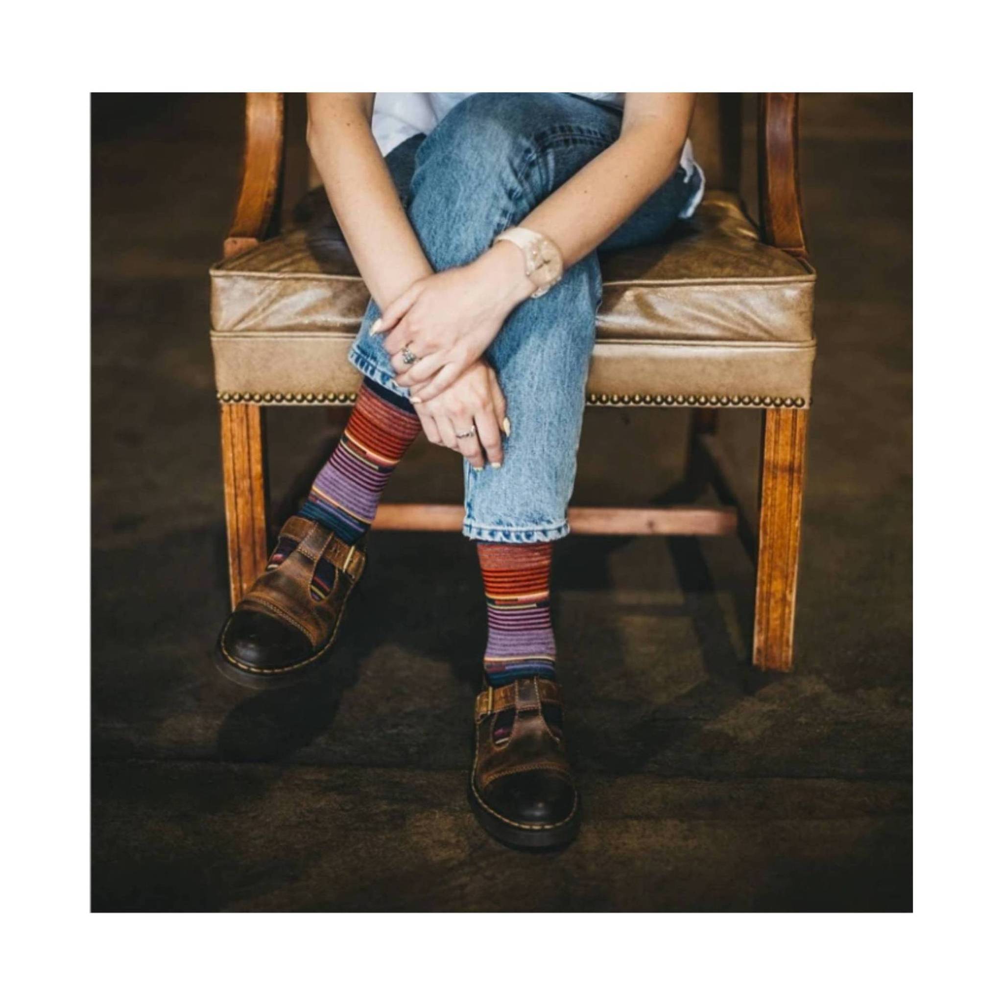 Darn Tough Vermont Women's Pixie Crew Lightweight Lifestyle Sock - Navy Blue by Lenny's Shoe & Apparel