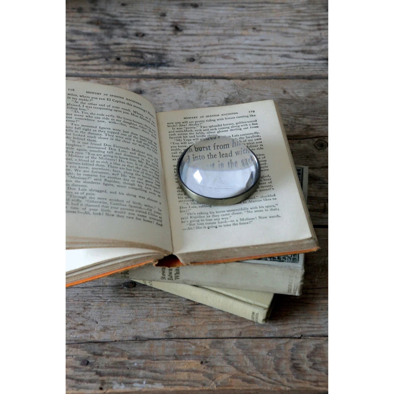Magnifying Glass Paperweight 3" Round by Homeportonline