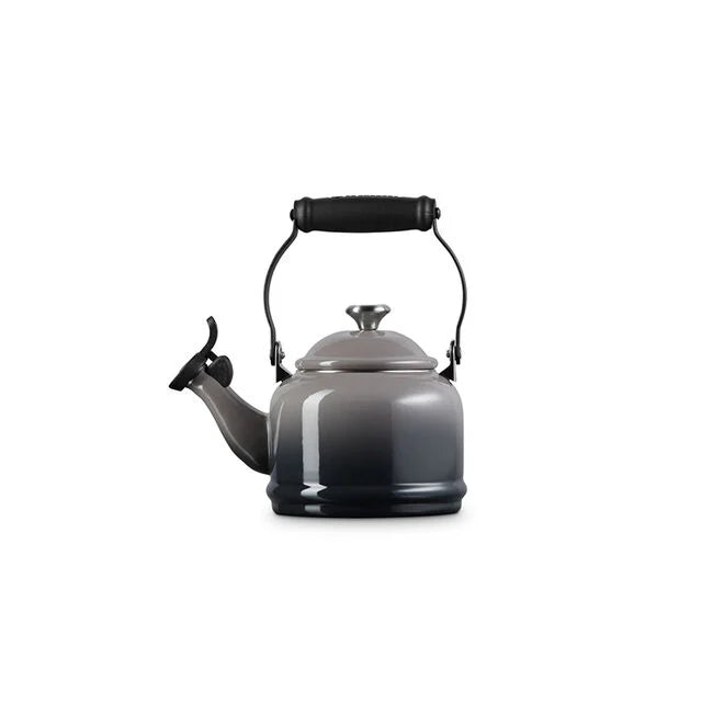 Demi Kettle by Kiss the Cook