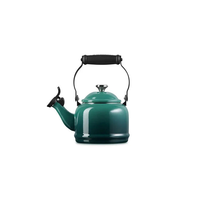 Demi Kettle by Kiss the Cook