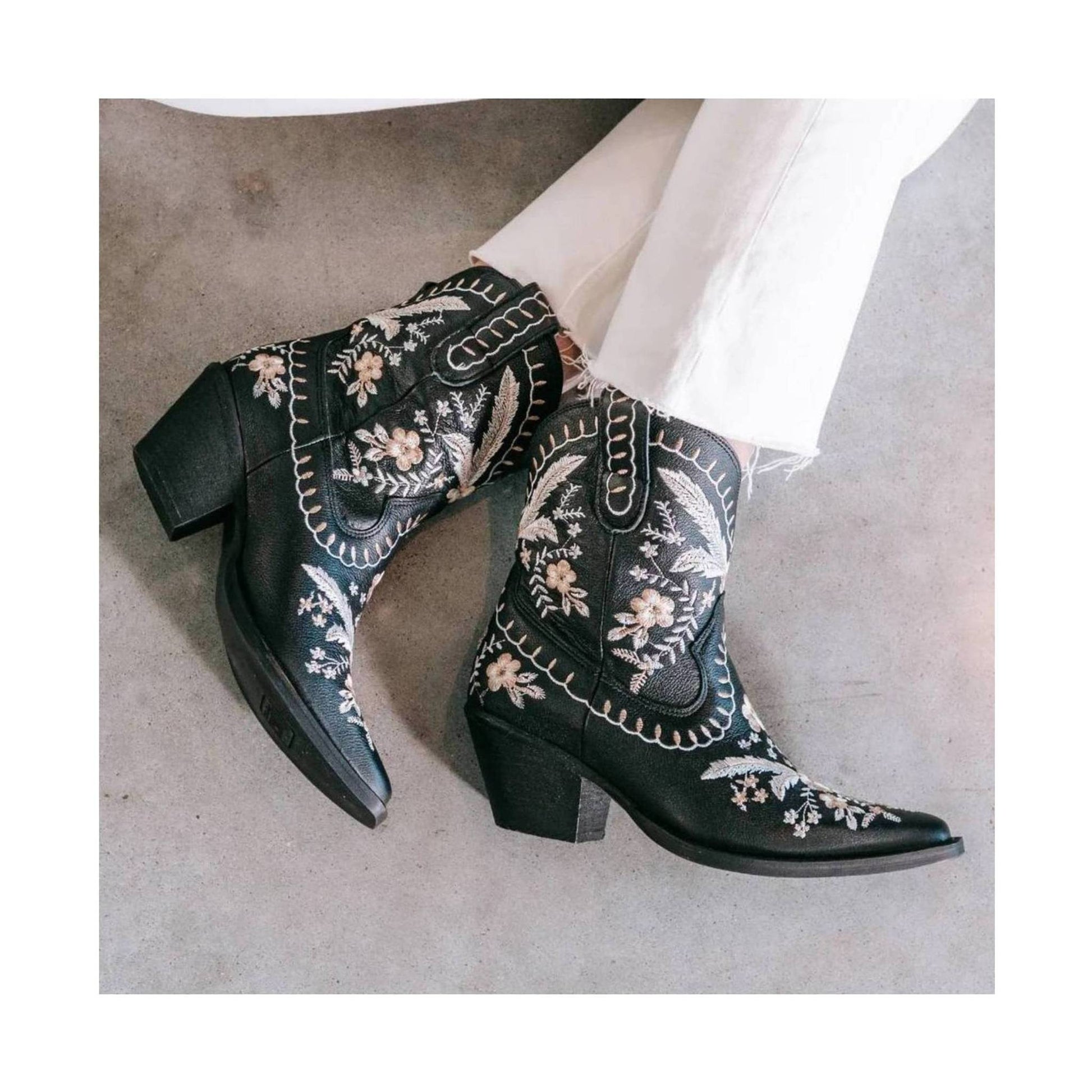 Dingo Women's Primrose Boot - Black by Lenny's Shoe & Apparel