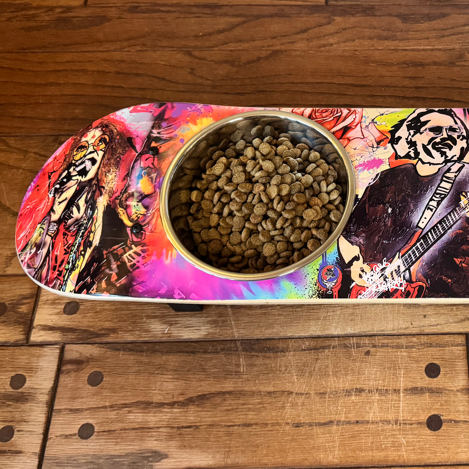 Musical Vibes - Elevated Skateboard Dog Feeding Stand with 2 Bowls