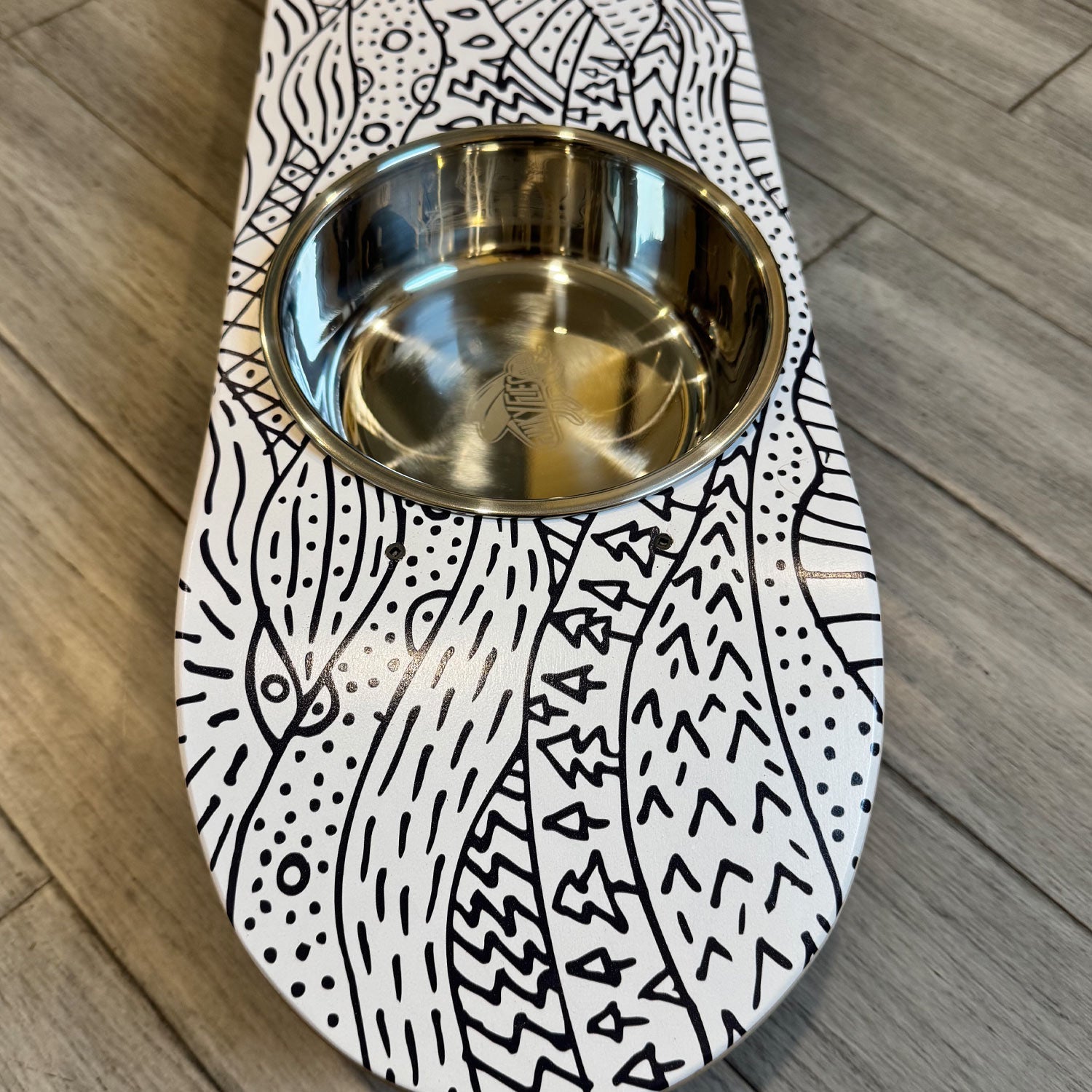 Doodlescape - Elevated Skateboard Dog Feeding Stand with 2 Bowls