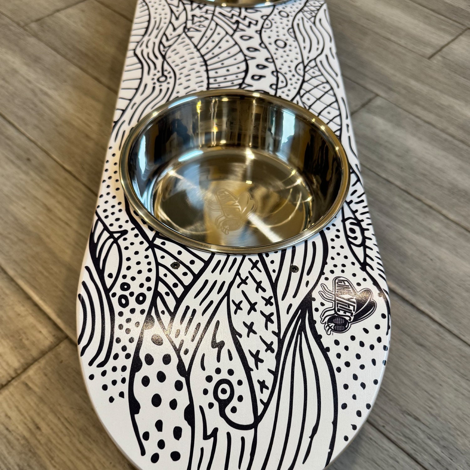 Doodlescape - Elevated Skateboard Dog Feeding Stand with 2 Bowls