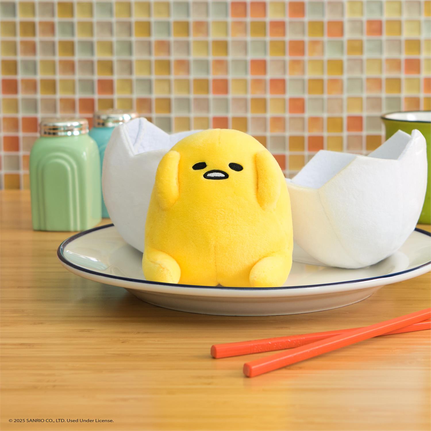 Plush Sanrio Gudetama Eggshell 5" by Homeportonline