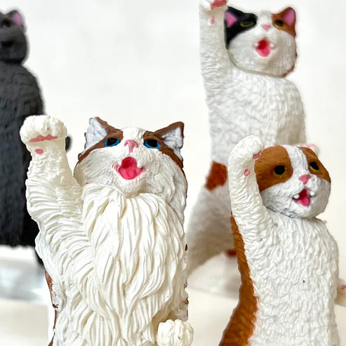 Gashapon Capsule For All Ages Nyaoo Cheer Cats (Sold As An Individual Capsule) by Homeportonline