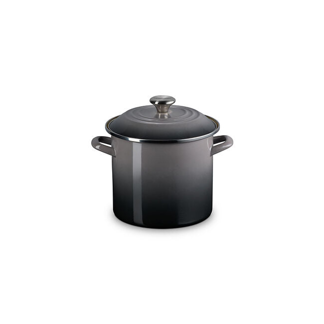 8 Qt. Stockpot by Kiss the Cook