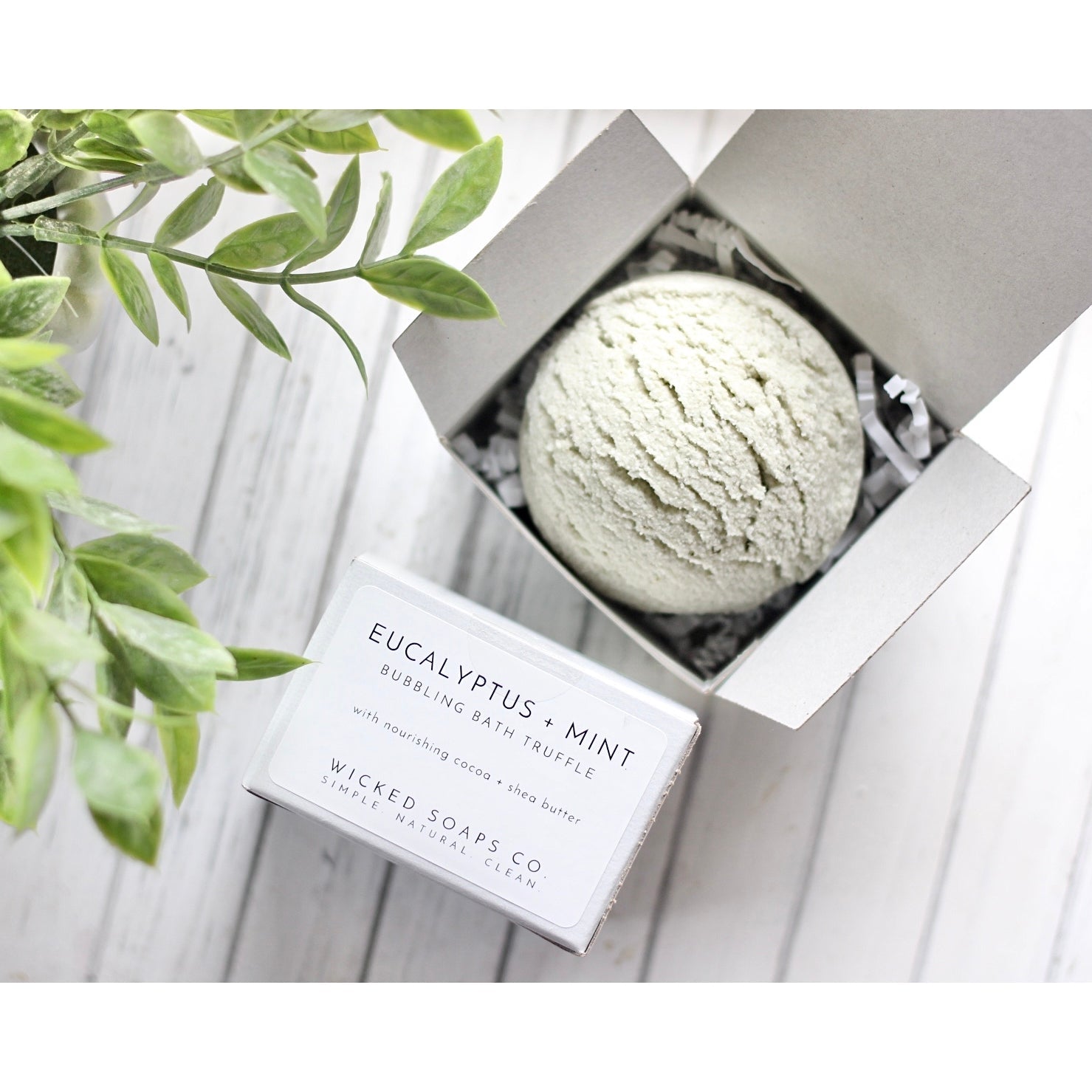 Eucalyptus + Mint Bubbling Bath Truffle by Wild Lark