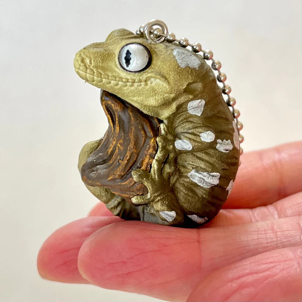 Gashapon Capsule For All Ages Iguana & Gecko Charm (Sold As An Individual Capsule) by Homeportonline