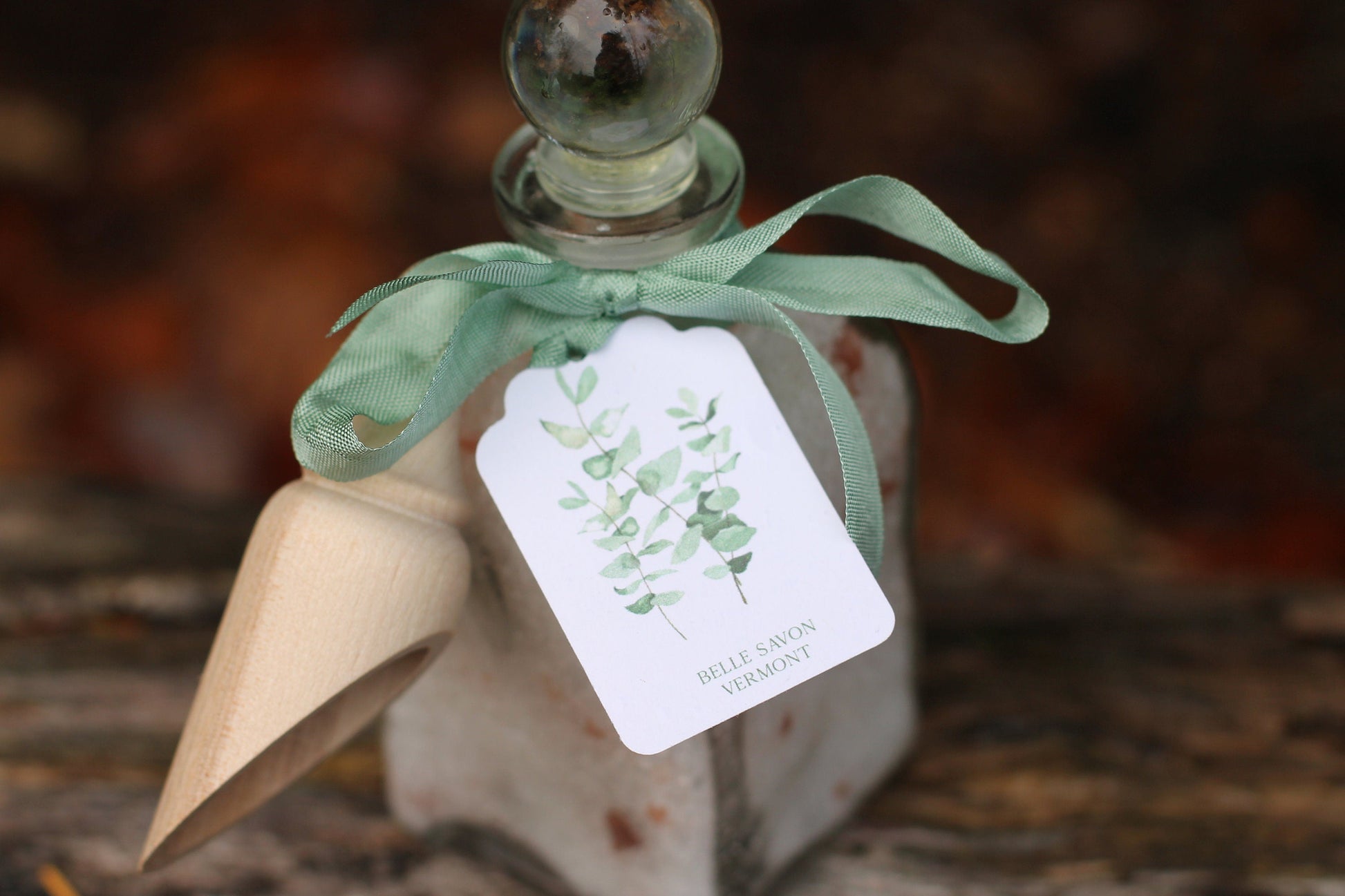 Aromatherapy Bath Soak-8.5oz Glass Bottle with Glass Top and Wooden Scoop by Belle Savon Vermont