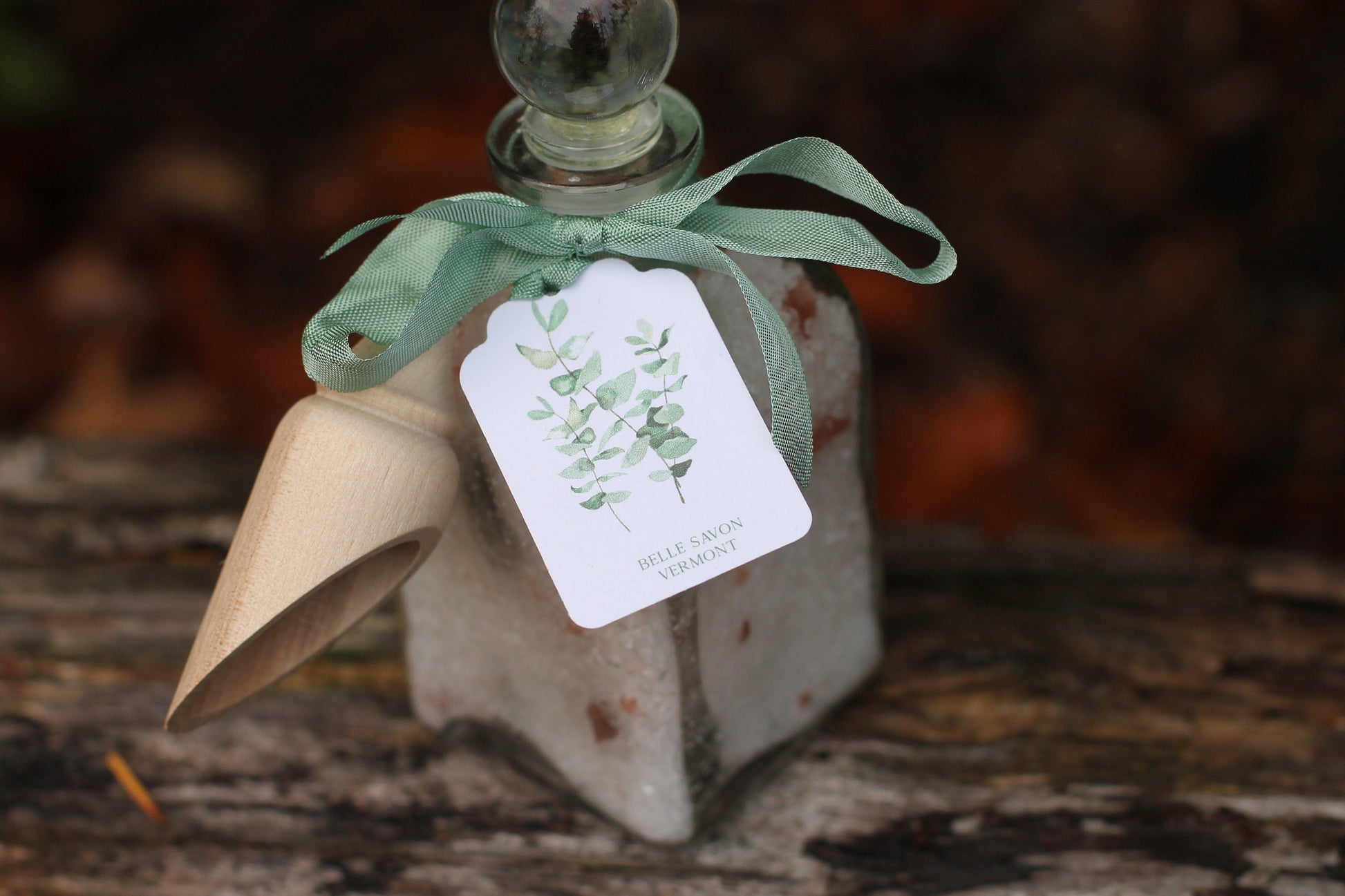 Aromatherapy Bath Soak-8.5oz Glass Bottle with Glass Top and Wooden Scoop by Belle Savon Vermont