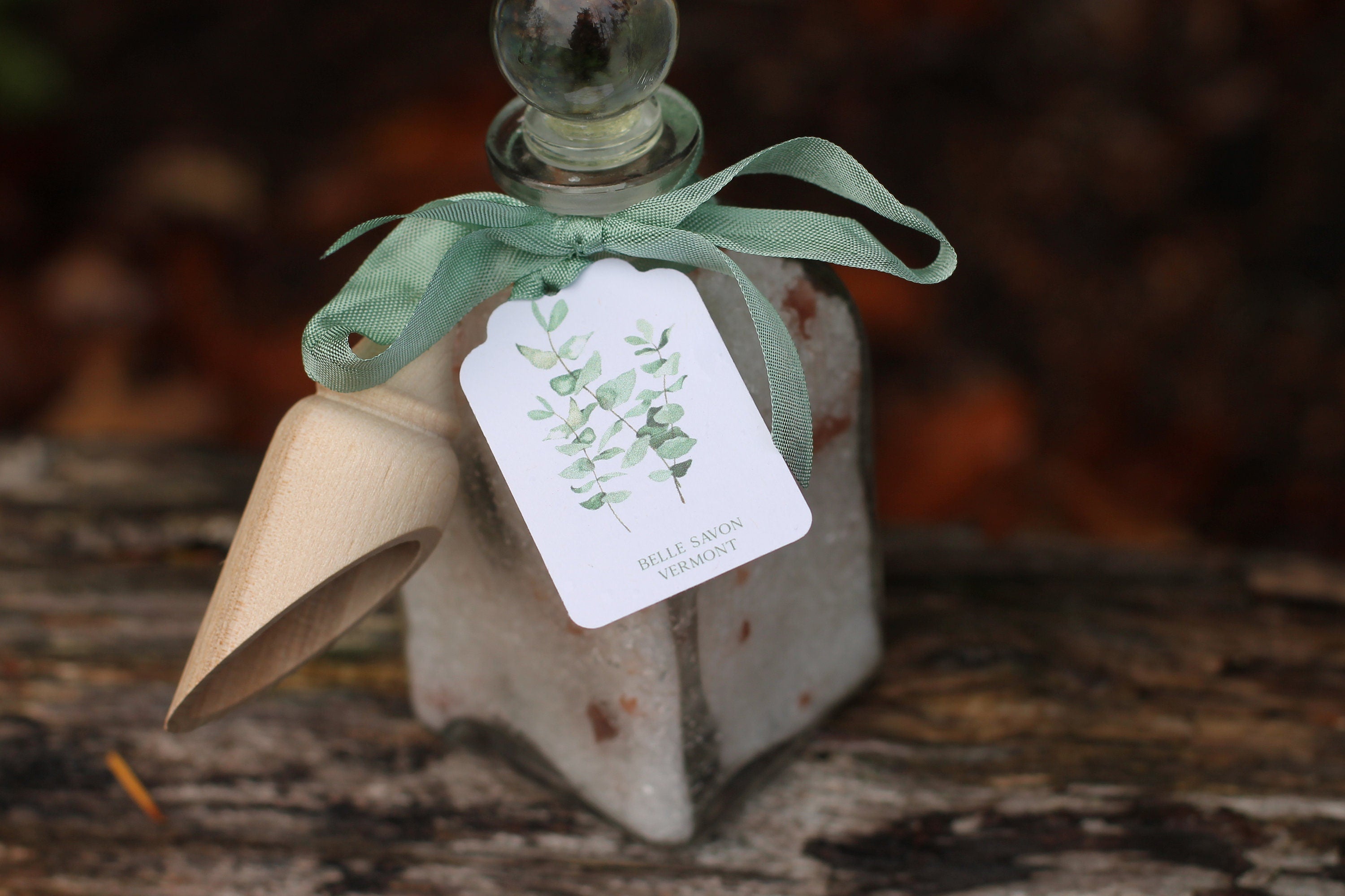 Aromatherapy Bath Soak-8.5oz Glass Bottle with Glass Top and Wooden Scoop by Belle Savon Vermont