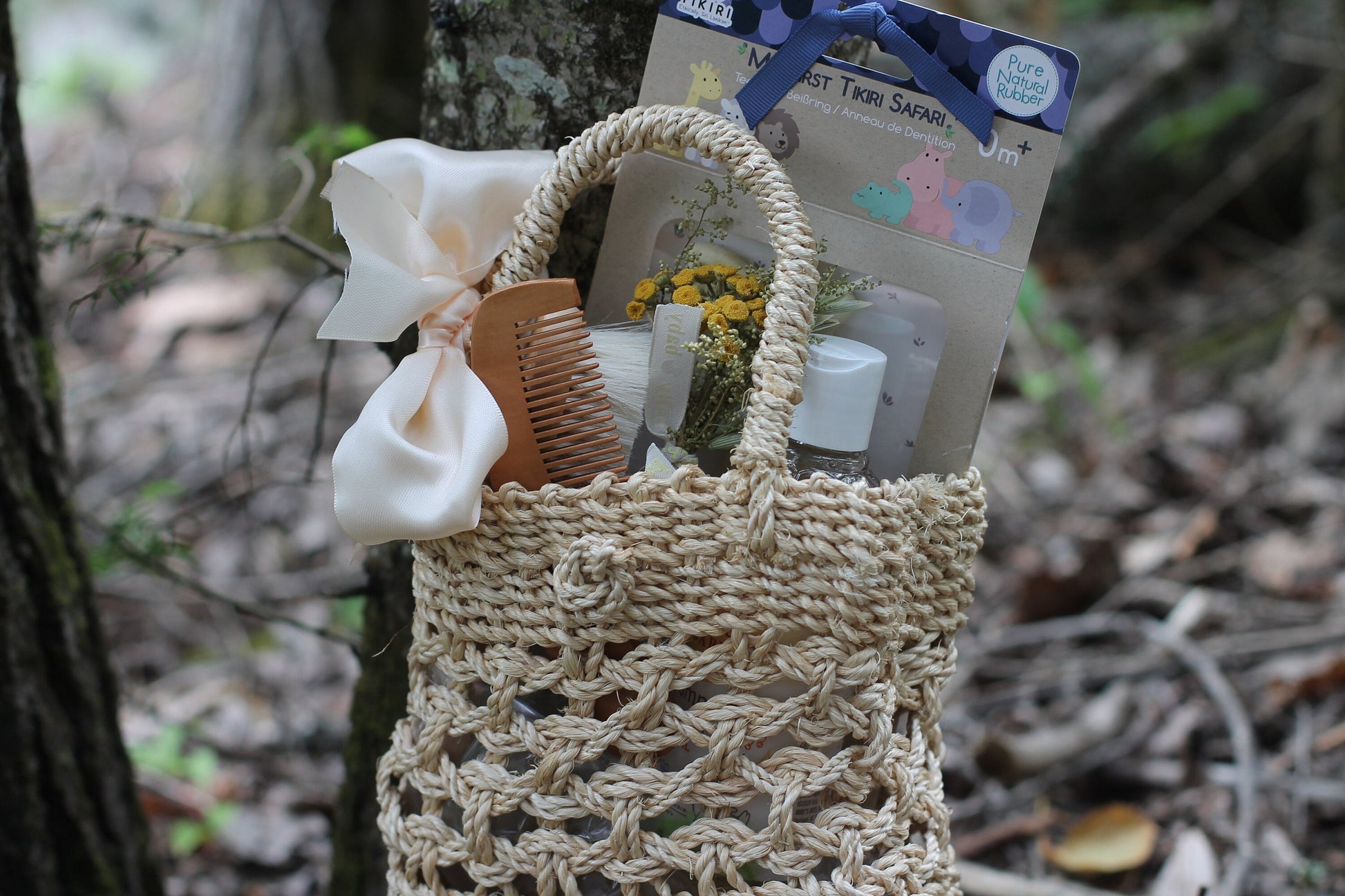 Baby Shower Woven Gift Bag, Welcome Baby, Newborn Baby Gift Set -Customizable-Vermont Gift by Belle Savon Vermont