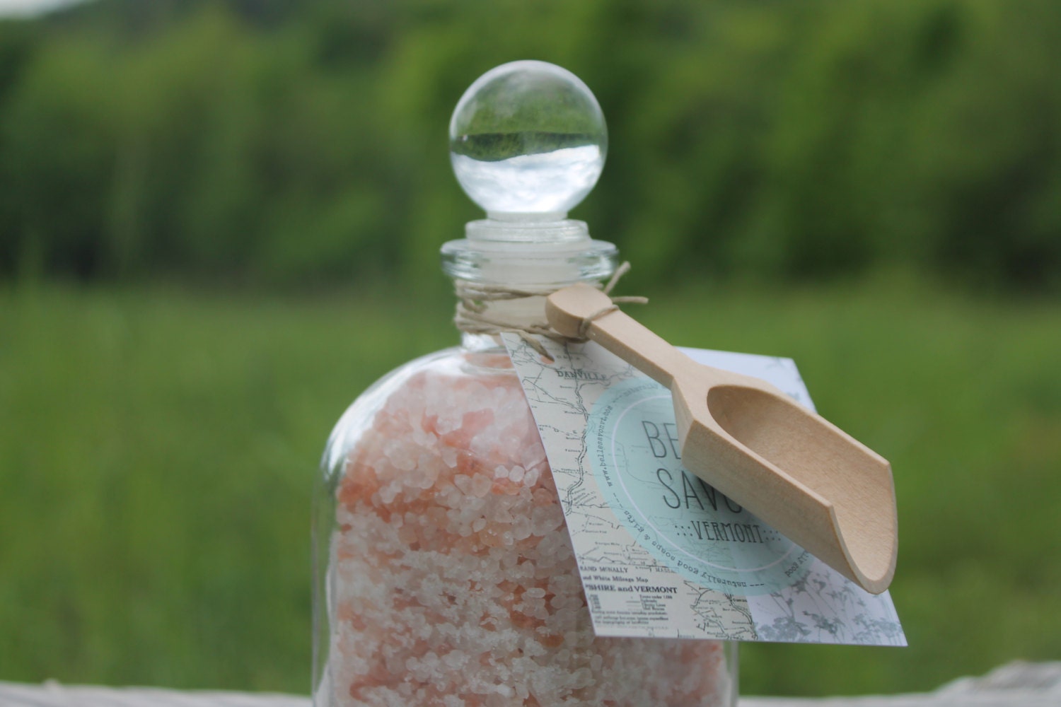Aromatherapy Bath Soak-8.5oz Glass Bottle with Glass Top and Wooden Scoop by Belle Savon Vermont