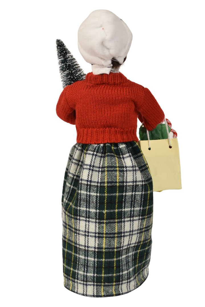 Byers' Choice Shopping Family 2026 -  Woman