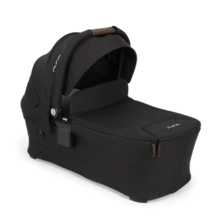 swiv™ & triv™ series bassinet + stand