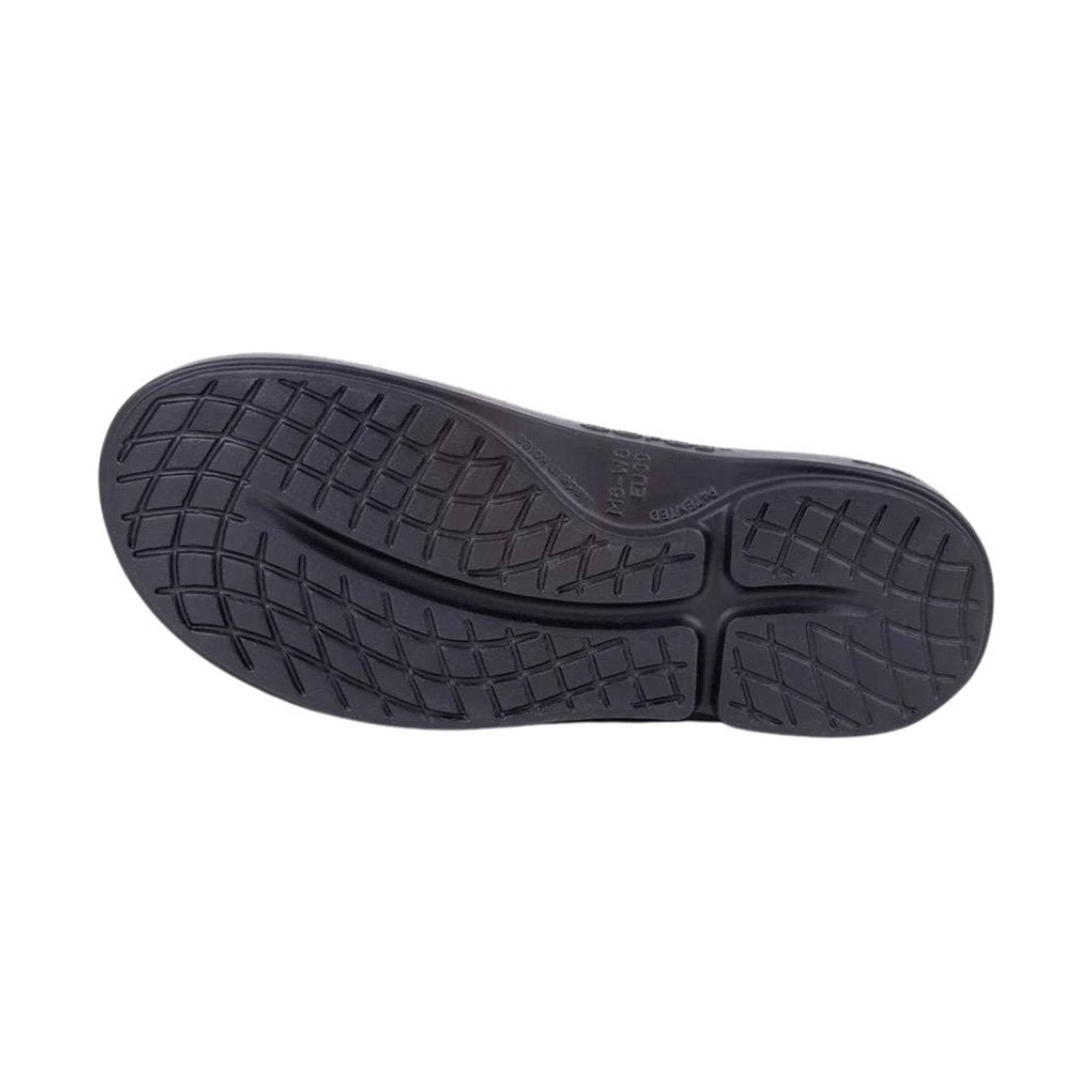 OOfos OOcloog Clog - Black by Lenny's Shoe & Apparel