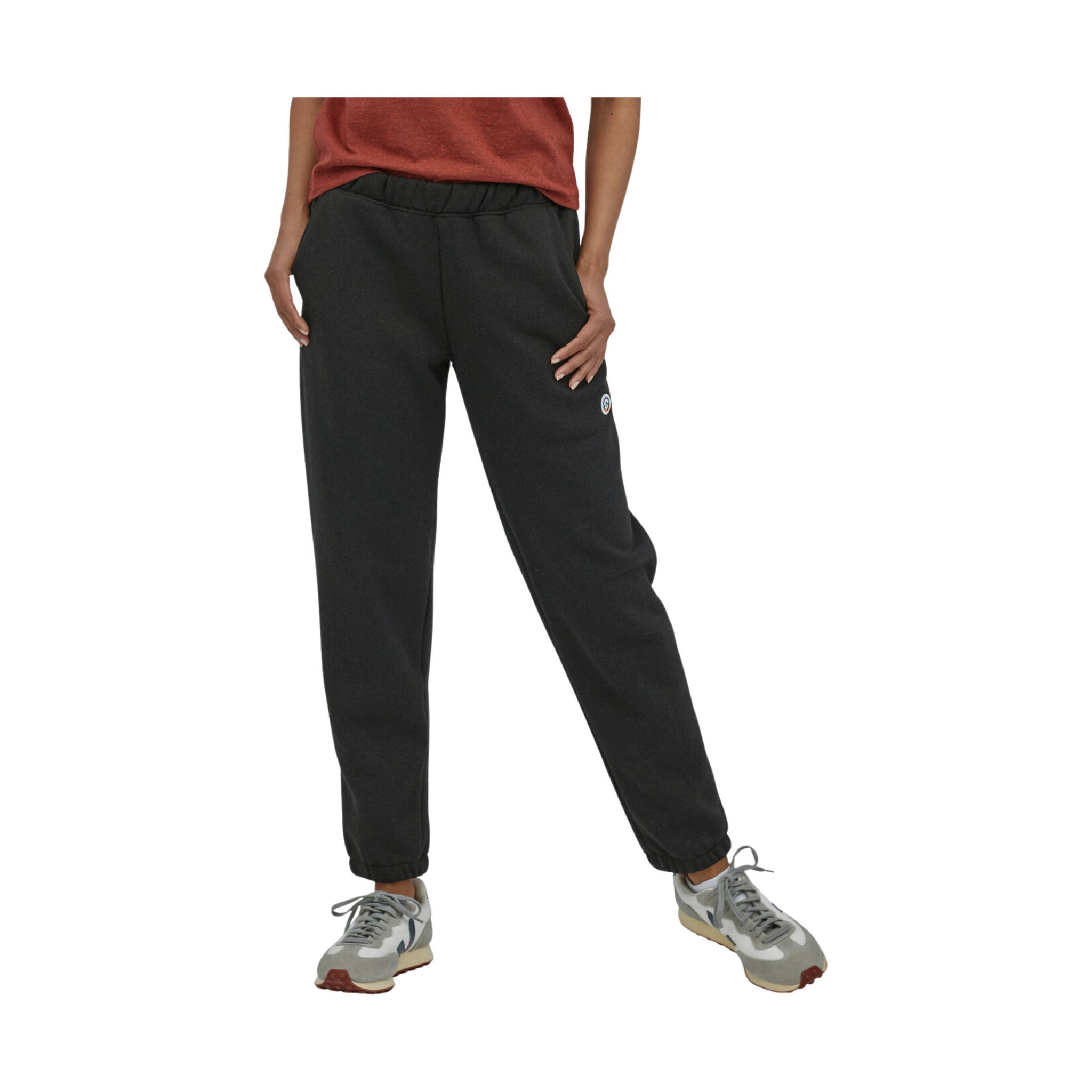 Patagonia Women's Fitz Roy Icon Uprisal Sweatpants - Ink Black by Lenny's Shoe & Apparel