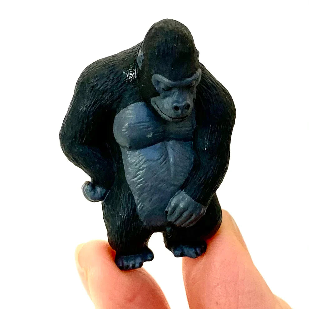 Gashapon Capsule Teen & Up Peeing Animal Figurine (Sold As An Individual Capsule) by Homeportonline