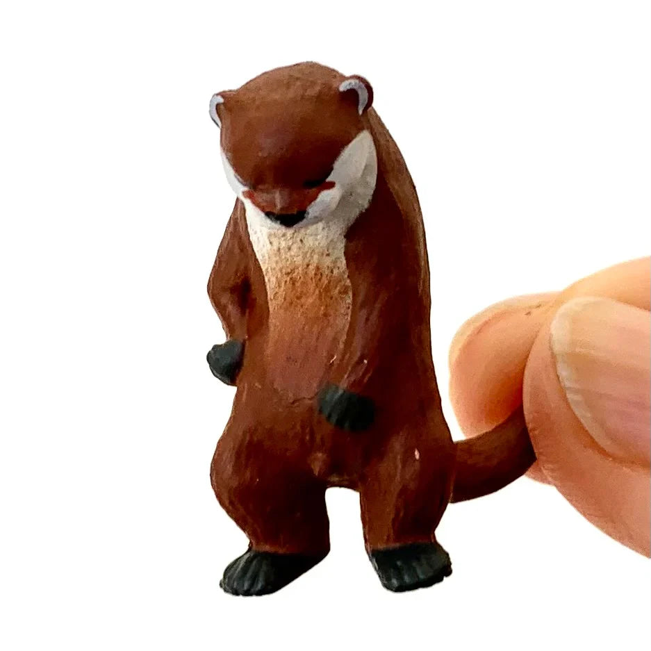 Gashapon Capsule Teen & Up Peeing Animal Figurine (Sold As An Individual Capsule) by Homeportonline