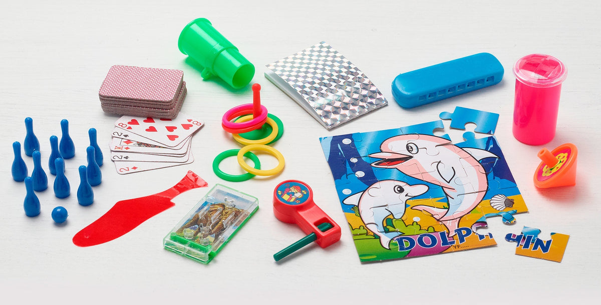 Ribbons and  Pine Party Crackers