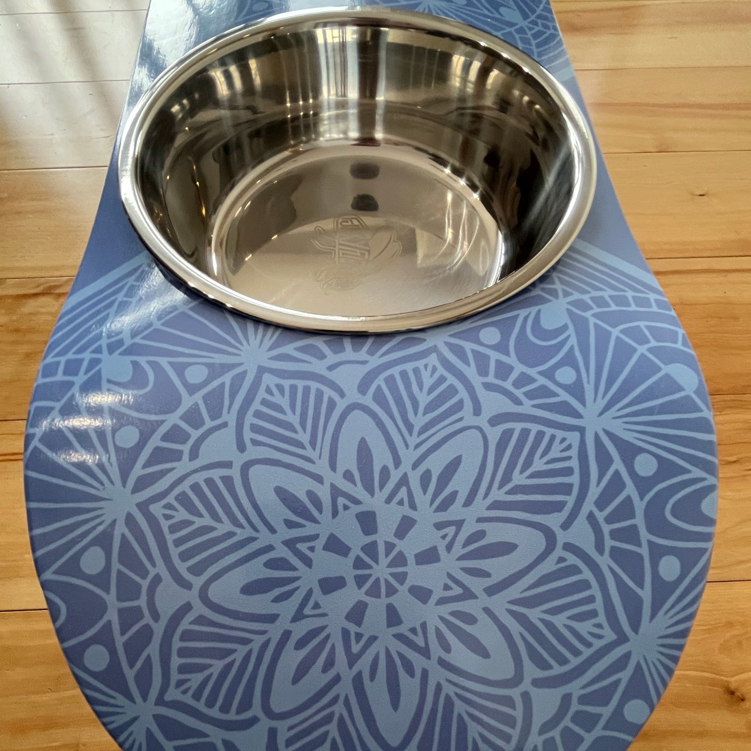 Dream Catcher - Elevated Skateboard Dog Feeding Stand with 2 Bowls