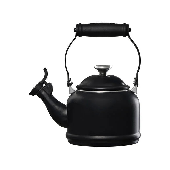 Demi Kettle by Kiss the Cook